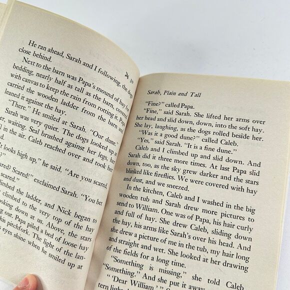 2/$6 Sarah, Plain and Tall book by Patricia MacLachlan (Paperback) - Picture 3 of 8